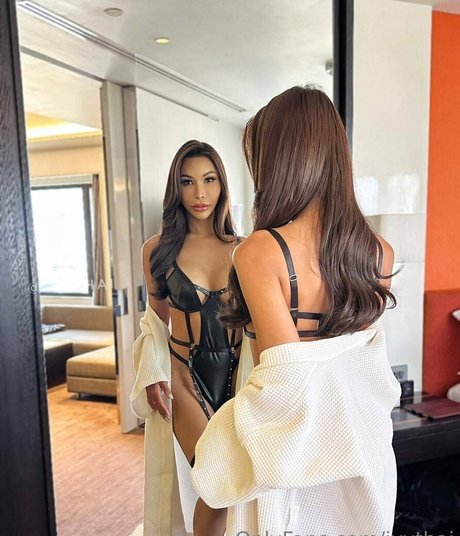 ivythai pornstar hot pics