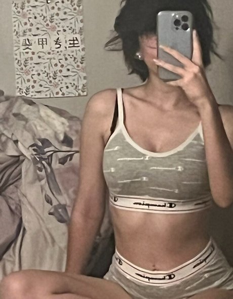 leez_____ actriz xxx galerías