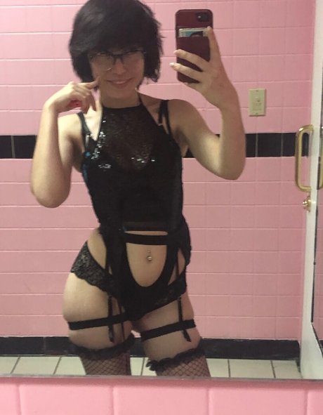 leez_____ beau modèle image