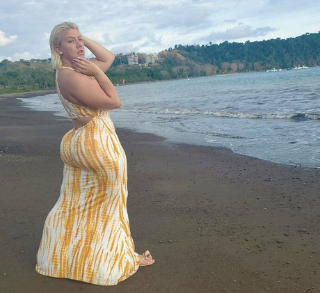 ryleerabbit pornstar exclusive gallery