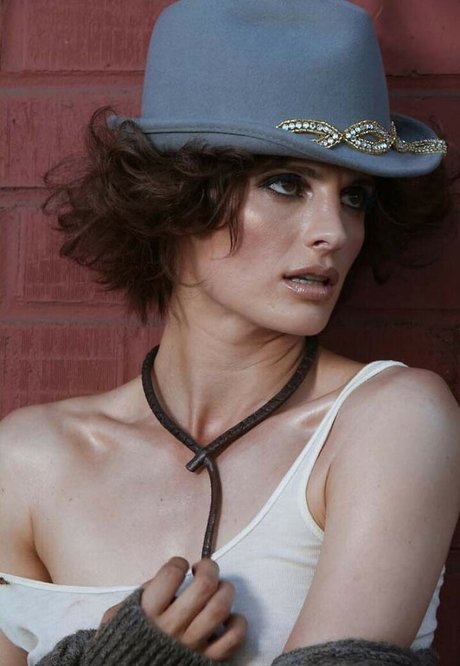 Stana Katic actrice érotique img