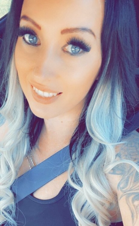 sizzorsister hermosa modelo galería