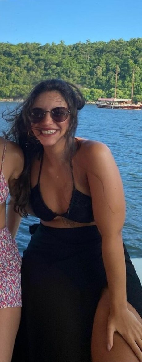 Debora Aladim sexe star image