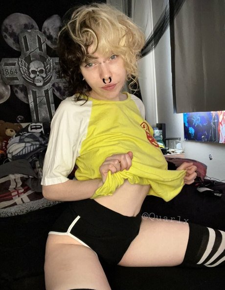 Quarlx desnudos de estrellas porno foto