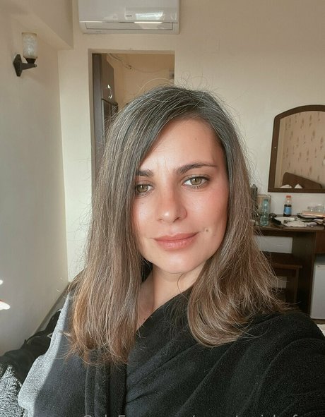 sweetanishafree actriz de desnudos fotos