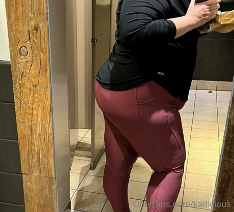 kailicious étoile nue img