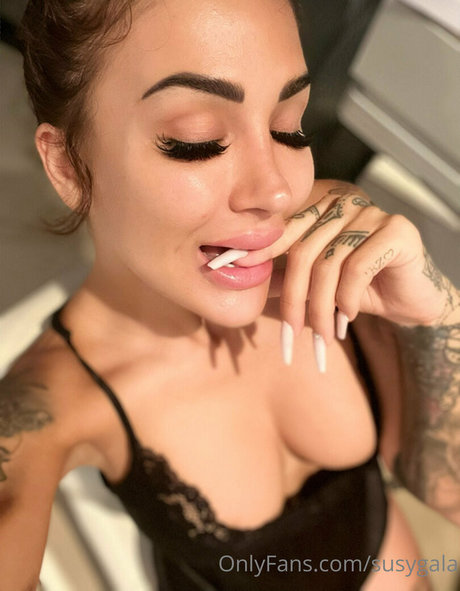 Susygala beau modèle galerie