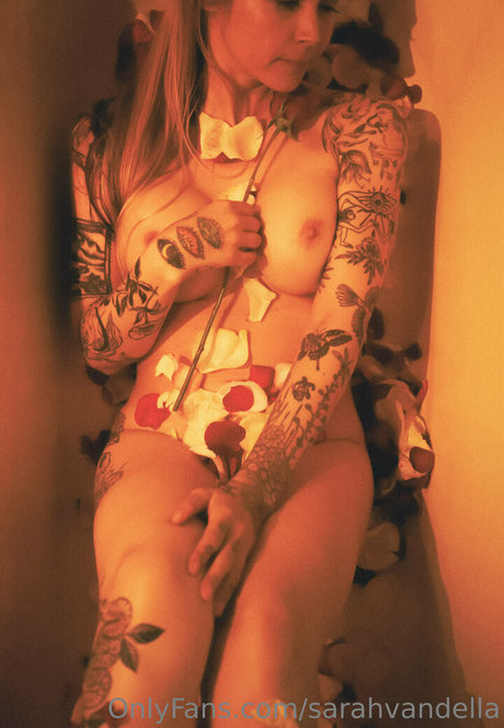 Sarahvandella actrice de grande qualité des photos