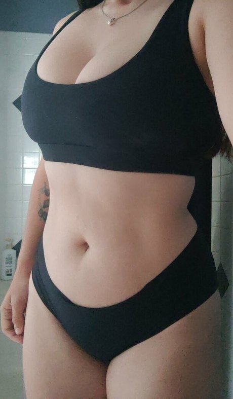 BBC rousse OnlyFans nu érotique galeries