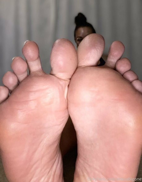 shesabigone buen modelo fotos