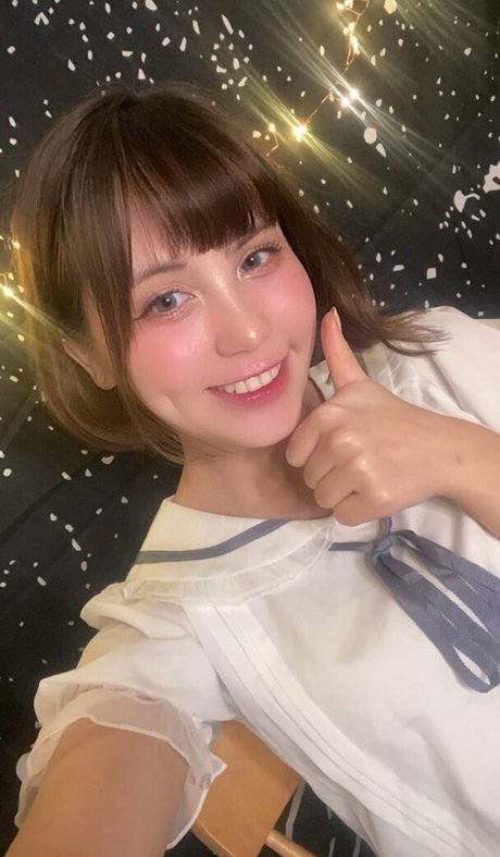 ASMR BlueKatie actriz de desnudos galería