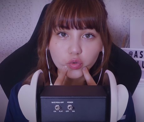 ASMR BlueKatie modelo erótico recopilación