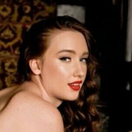 technicallylooloo model hot photos