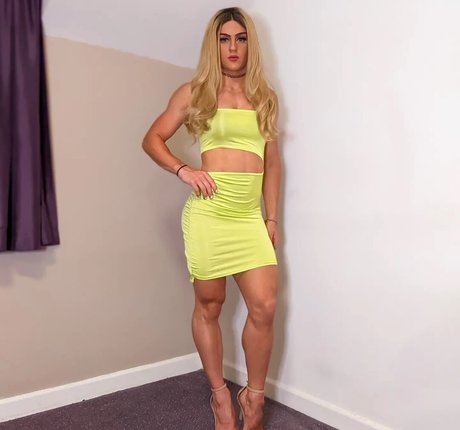 tayrosiee modelo imagen