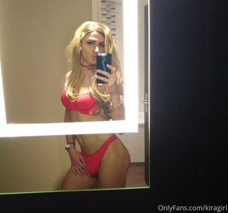 tayrosiee star hot photos