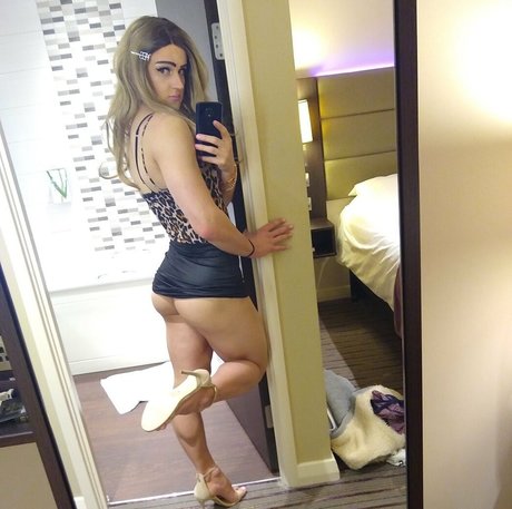 tayrosiee estrella porno sexy imágenes