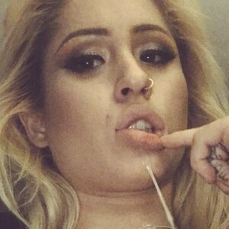 Goldie Glock sexo modelo imágenes