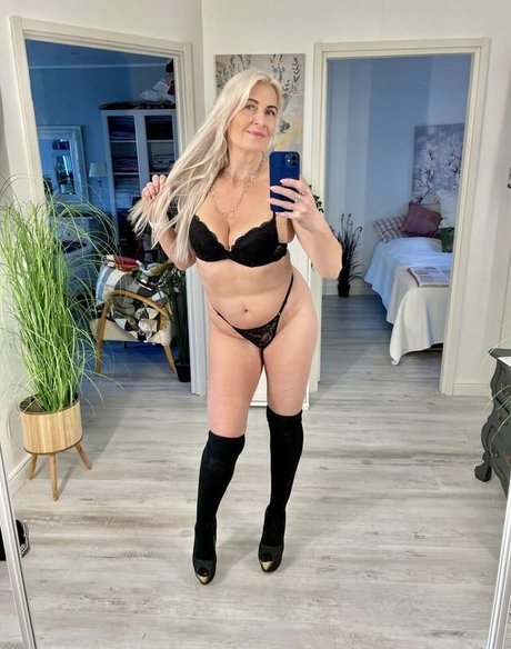 pornstars onlyfans perfect pics