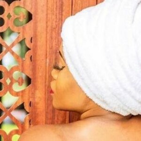 OnlyFans avec des tétons foncés érotique exclusif archive