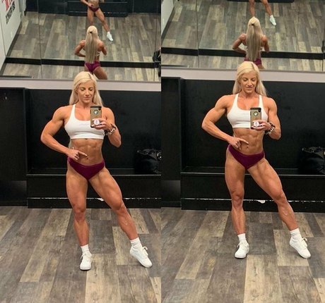 Asha Coulthard haut modèle image