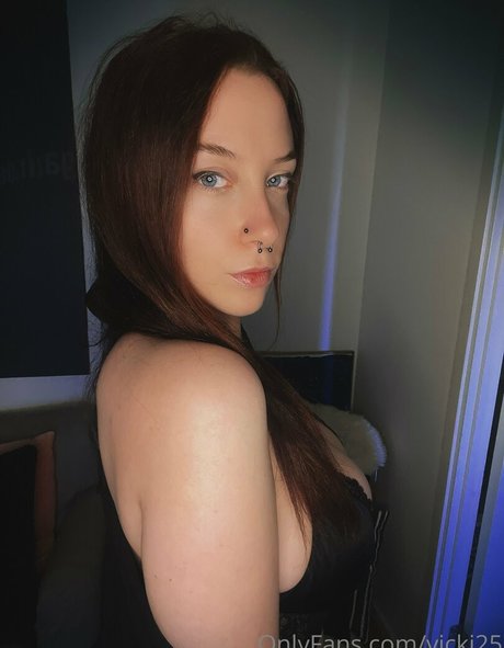 vicki25 model free archive