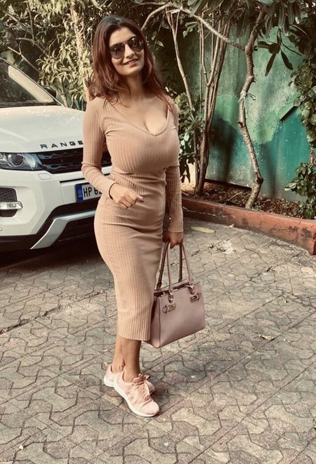 Anveshi Jain actrice photo