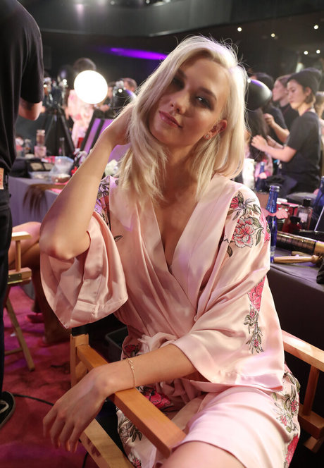 Karlie Kloss pornstar sex photo