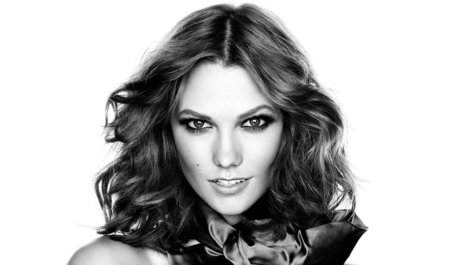 Karlie Kloss pretty model photo