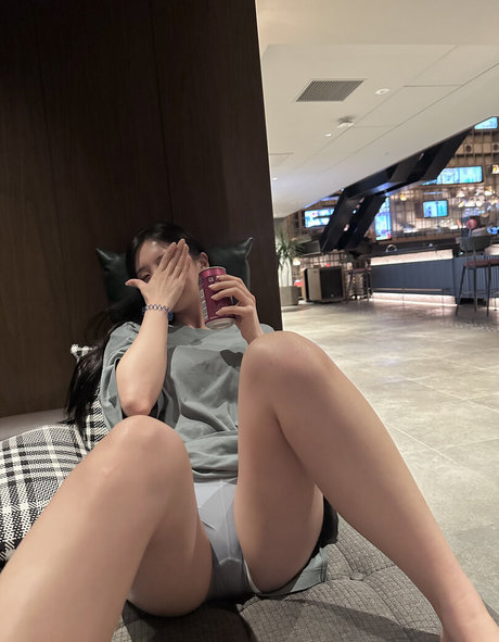 GGotBBang desnudos de estrellas porno archivo