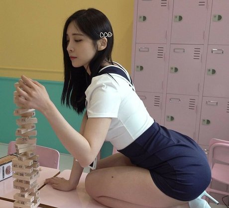 GGotBBang model hot img