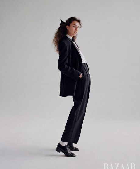 Margaret Qualley actriz adulta imagen