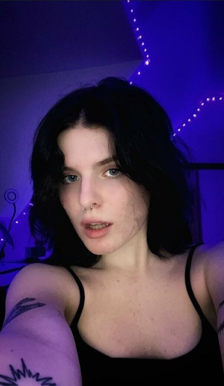 alicee foxx model adult pics