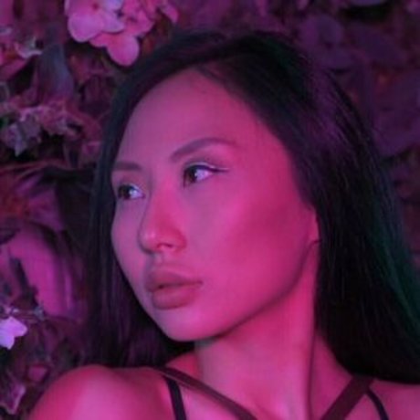 lina xena étoile exclusive galeries