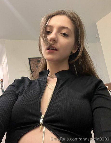 anastacia0101 estrella exclusiva galerías