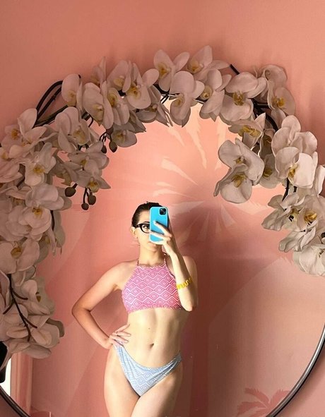 anastacia0101 modèle nu images