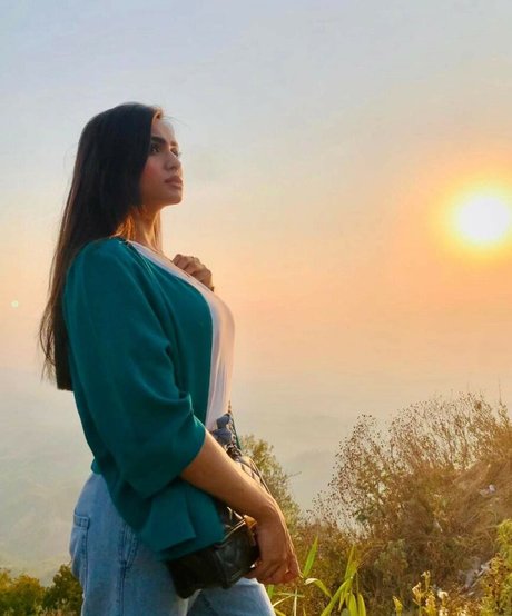 Umme Zamilatun Naima star best pictures