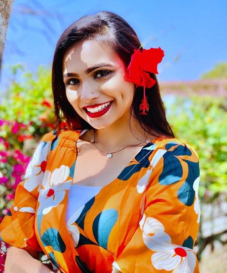 Umme Zamilatun Naima erotic star picture