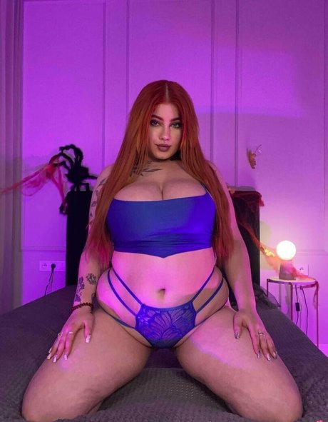 yoourgingergirl model naked img