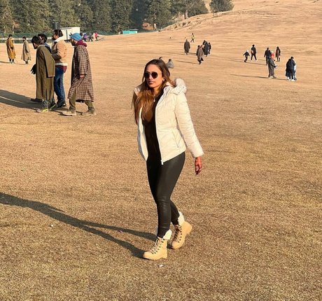 Akanksha Jain xxx star picture