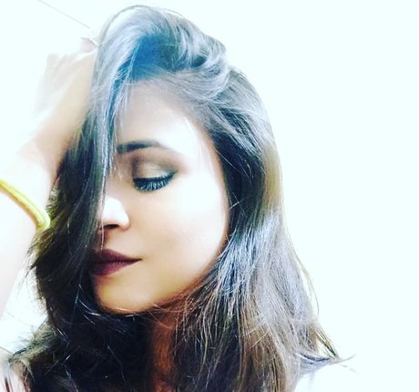 Muskaan Agarwal sex model pics