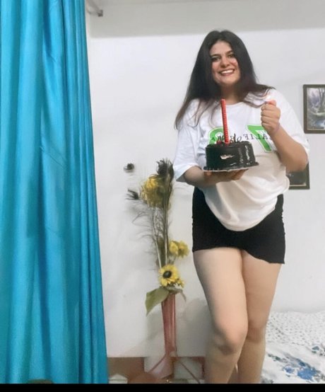 tejaswi pandeyy xxx actress pic