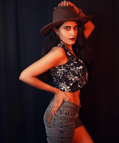 Foxy Queen estrella superior imagen