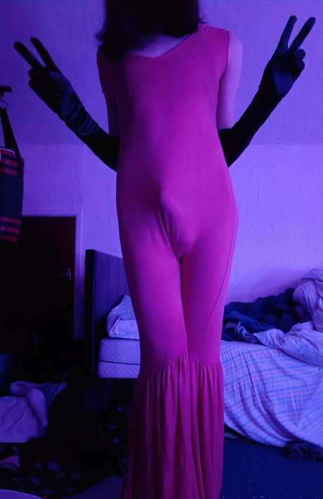 silkiemoth95 model sex pic