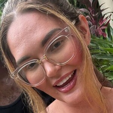 Snowbunny Teens modelo desnuda galerías