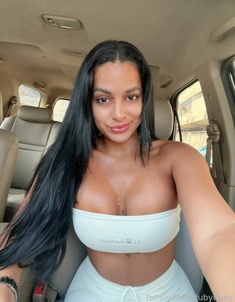 dubyduby star hot pic