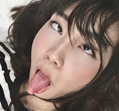 Ava Senpai high quality actress gallery