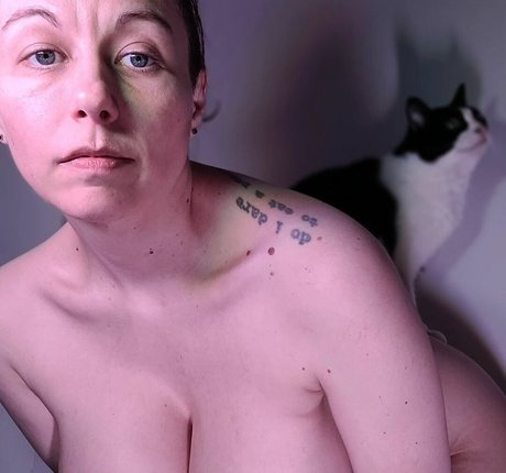 wheelchair onlyfans beautiful naked picture