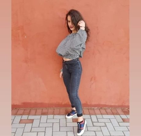 Denisa R Maria étoile sexy des photos