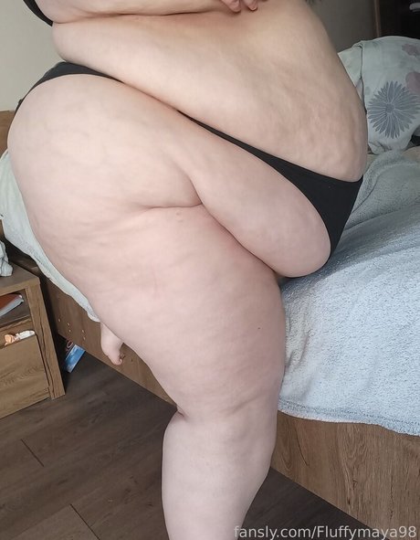 Fluffymaya98 erotic model picture
