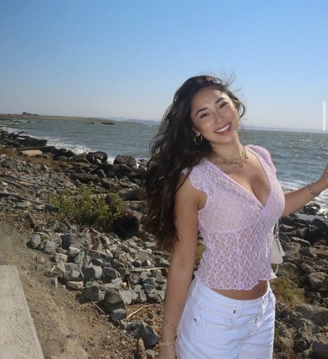 Nikki Cheng mejor actriz imágenes